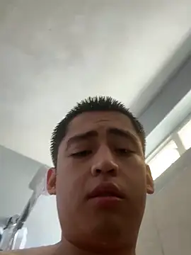 Snapshot of juiceloof chatting on November 11, 2025, 9:42 pm juiceloof online show from November 11, 2025, 9:42 pm