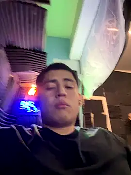 Snapshot of juiceloof chatting on November 29, 2025, 7:30 am juiceloof online show from November 29, 2025, 7:30 am