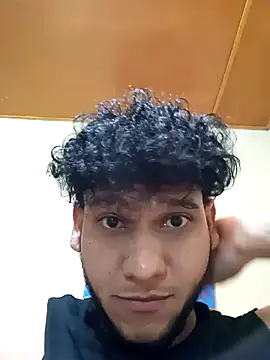 Snapshot of prototipoA45 chatting on November 16, 2025, 1:49 pm prototipoA45 online show from November 16, 2025, 1:49 pm