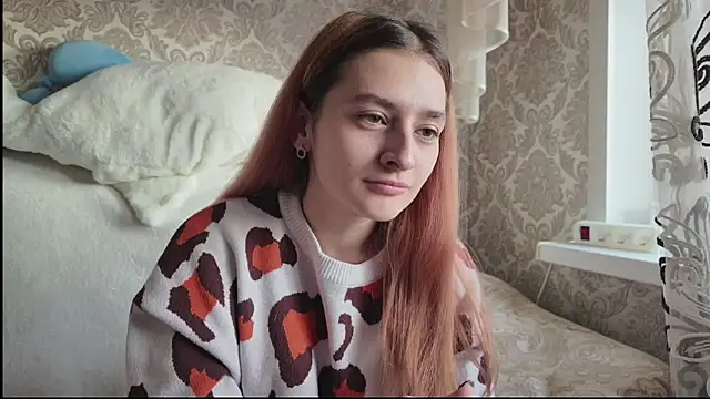 Snapshot of SweetLiaison chatting on November 25, 2025, 6:58 am SweetLiaison online show from November 25, 2025, 6:58 am