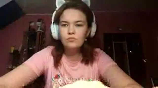 ScrammedUaruna online show from November 8, 2025, 2:09 pm