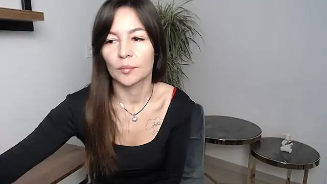 Veronichkaaa online show from December 16, 2025, 7:45 am