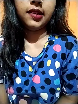 Sexy Divya   online show from June 1, 2026, 6:29 pm