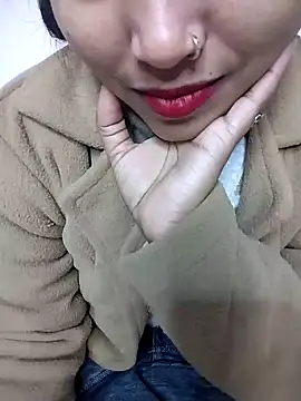 Sexy Divya   online show from January 10, 2026, 5:58 am