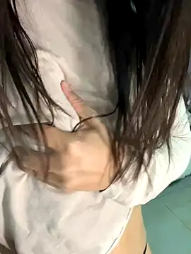 KK583 online show from November 17, 2025, 9:46 am