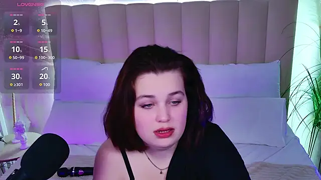 Snapshot of Rebecca__Moon chatting on November 25, 2025, 4:13 am Rebecca Moon online show from November 25, 2025, 4:13 am