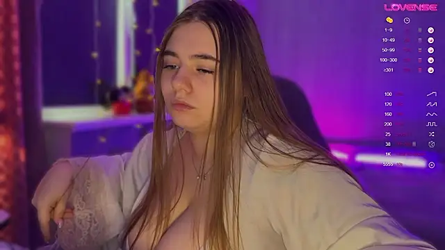 AmeliaMiles online show from February 26, 2026, 7:41 am