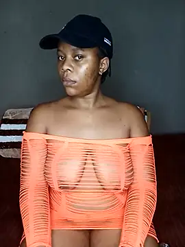 Emmylove-xr25 online show from November 29, 2025, 6:35 am