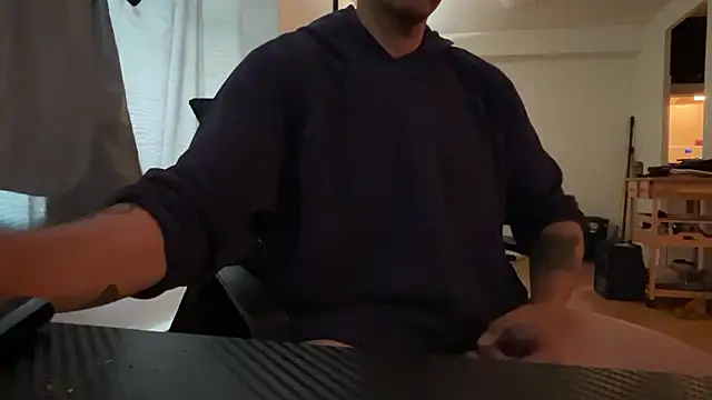 frankeyo online show from June 3, 2026, 7:07 pm