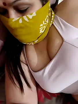 Snapshot of Cutegirl_789 chatting on November 14, 2025, 9:18 pm Cutegirl 789 online show from November 14, 2025, 9:18 pm