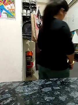 Snapshot of Cutegirl_789 chatting on November 20, 2025, 12:39 pm Cutegirl 789 online show from November 20, 2025, 12:39 pm