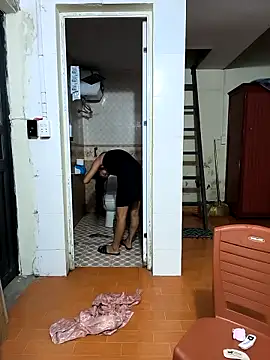 Lynly k2 online show from March 15, 2026, 1:18 pm