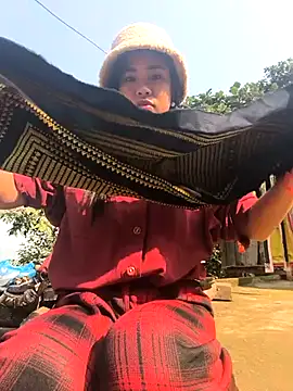 Lynly k2 online show from January 12, 2026, 3:57 am