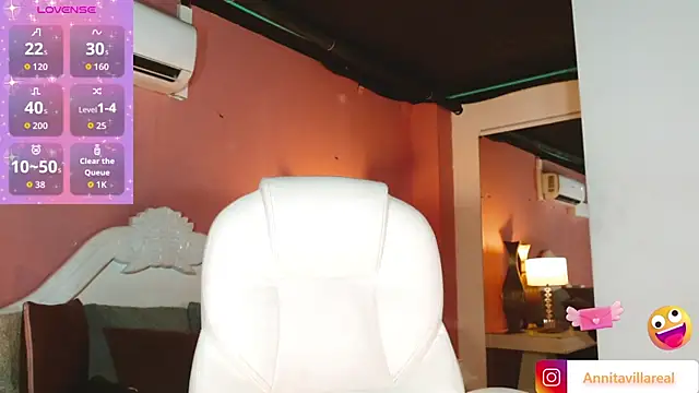 AnnaRouseQueen online show from December 19, 2025, 8:22 pm