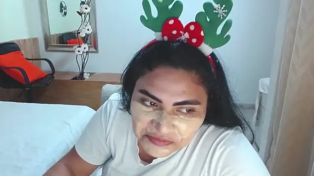 Snapshot of MariaVex chatting on December 3, 2025, 1:17 am MariaVex online show from December 3, 2025, 1:17 am