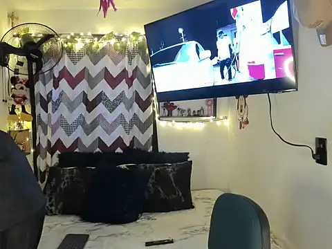 JUANBIGCOCK21CM online show from June 11, 2026, 6:38 pm
