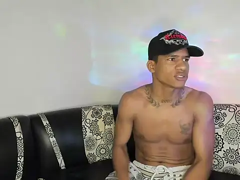 JUANBIGCOCK21CM online show from May 5, 2026, 1:58 pm