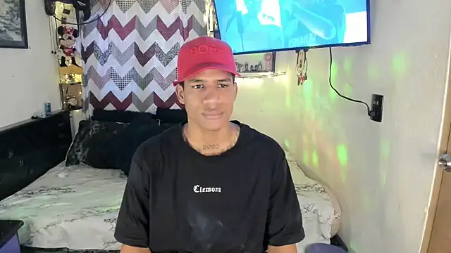 JUANBIGCOCK21CM online show from June 9, 2026, 3:13 pm