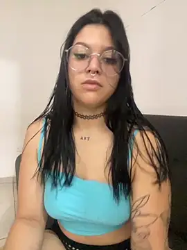 amazonaa9 online show from November 26, 2025, 1:33 pm