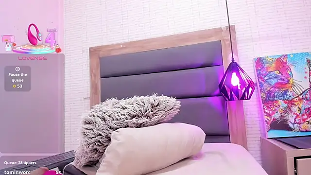 IRENNEBLAZER online show from March 22, 2026, 12:36 am