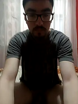 Snapshot of juliann_boy chatting on November 25, 2025, 11:54 am juliann boy online show from November 25, 2025, 11:54 am