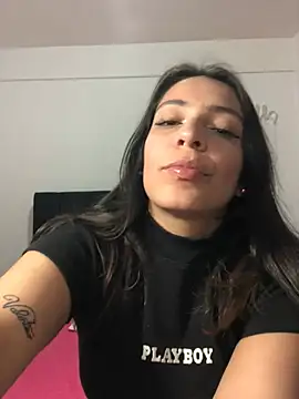 Vianca Costt online show from March 25, 2026, 3:06 am