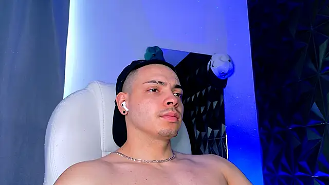 Maxwell Dupont online show from January 7, 2026, 9:20 pm