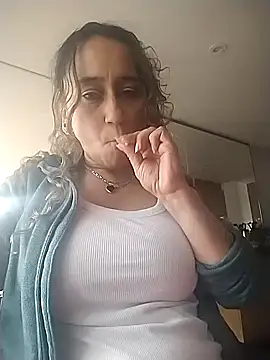 MystiKa 17 online show from November 11, 2025, 6:58 pm