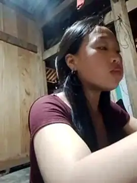 Yumiik2kk online show from December 23, 2025, 1:27 am