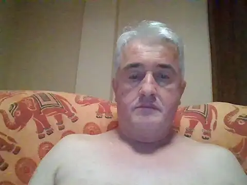 Cumlover5534 online show from October 4, 2025, 7:26 pm