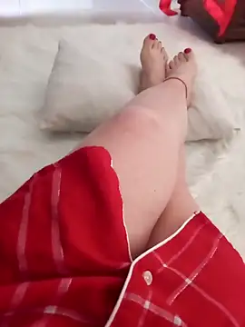 Snapshot of 1milfemma chatting on November 22, 2025, 5:34 pm 1milfemma online show from November 22, 2025, 5:34 pm