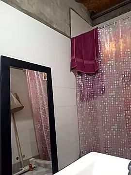 Snapshot of 1milfemma chatting on November 14, 2025, 10:35 pm 1milfemma online show from November 14, 2025, 10:35 pm