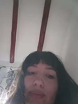 Luna juicy online show from November 26, 2025, 10:10 pm