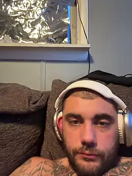 trickydickydaddy online show from May 16, 2026, 10:36 am