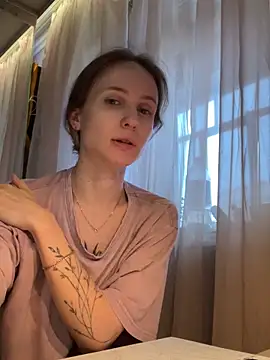 Snapshot of oceaneyes_lilu chatting on November 30, 2025, 12:17 pm oceaneyes lilu online show from November 30, 2025, 12:17 pm