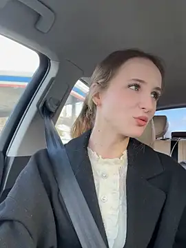 Snapshot of oceaneyes_lilu chatting on November 16, 2025, 10:53 am oceaneyes lilu online show from November 16, 2025, 10:53 am