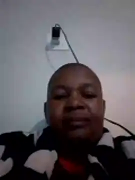 owam243 online show from November 8, 2025, 7:17 pm