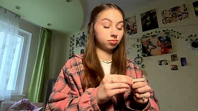 Snapshot of AnitaRenne chatting on November 23, 2025, 11:42 am AnitaRenne online show from November 23, 2025, 11:42 am