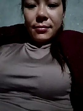 Lyla john online show from February 5, 2026, 11:00 pm