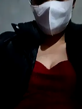 Lyla john online show from January 7, 2026, 4:17 am