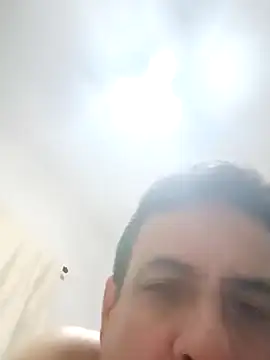 Snapshot of Lupercinio chatting on November 23, 2025, 7:07 am Lupercinio online show from November 23, 2025, 7:07 am