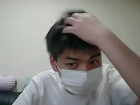 shunshun001006 online show from April 25, 2026, 1:36 pm