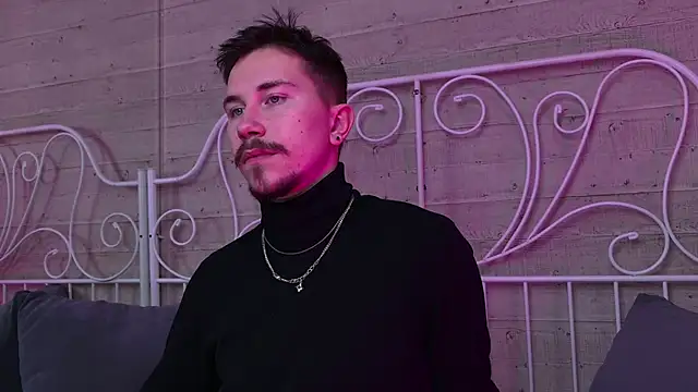 Snapshot of IskellaEvans chatting on November 25, 2025, 4:13 am IskellaEvans online show from November 25, 2025, 4:13 am