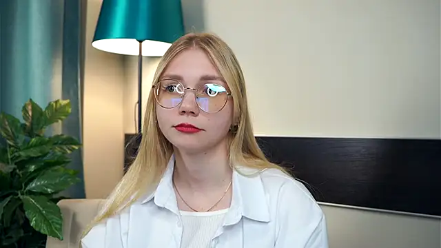 UnDesiga online show from November 12, 2025, 7:34 am