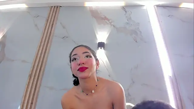 Aron and molly online show from November 13, 2025, 12:31 pm