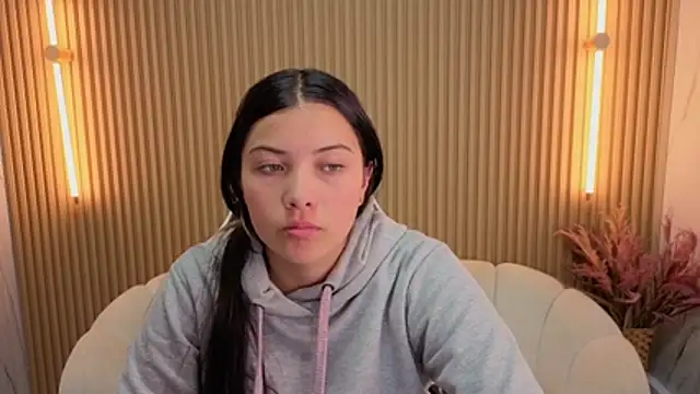 venus velvet tp online show from January 17, 2026, 7:50 pm