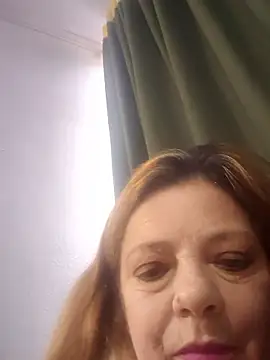 karlaanqui1 online show from January 12, 2026, 1:29 pm