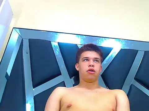 Liam York  online show from January 14, 2026, 11:47 am