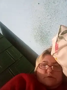 Snapshot of MilaTamila456 chatting on November 26, 2025, 9:37 pm MilaTamila456 online show from November 26, 2025, 9:37 pm