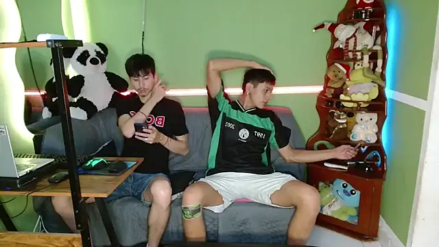 Kurt williams1 online show from November 26, 2025, 11:38 pm